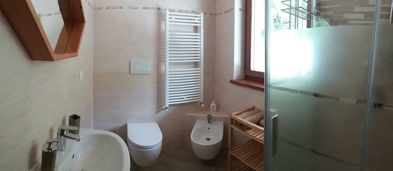 Garni Fobbie Hotel Brentonico Buitenkant foto