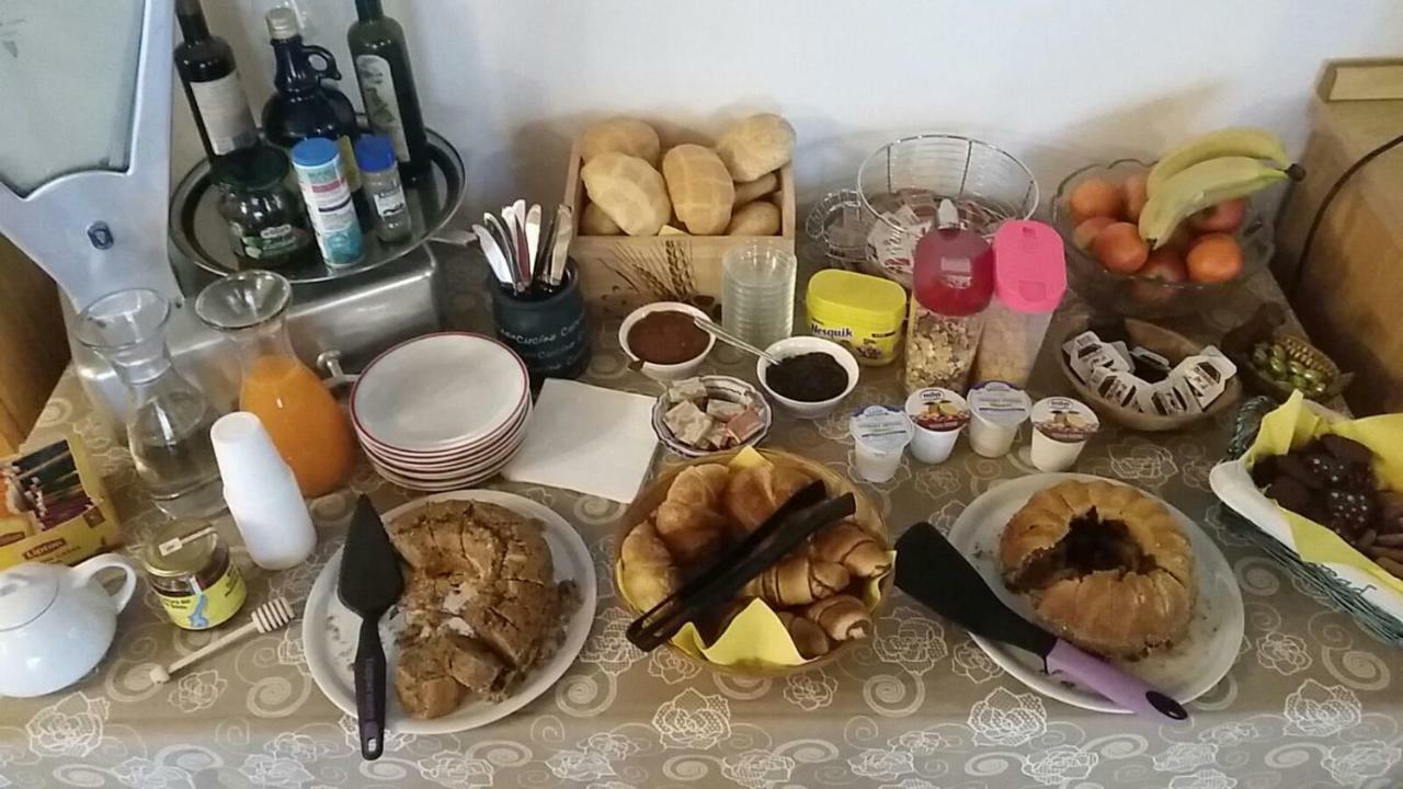 Garni Fobbie Hotel Brentonico Buitenkant foto